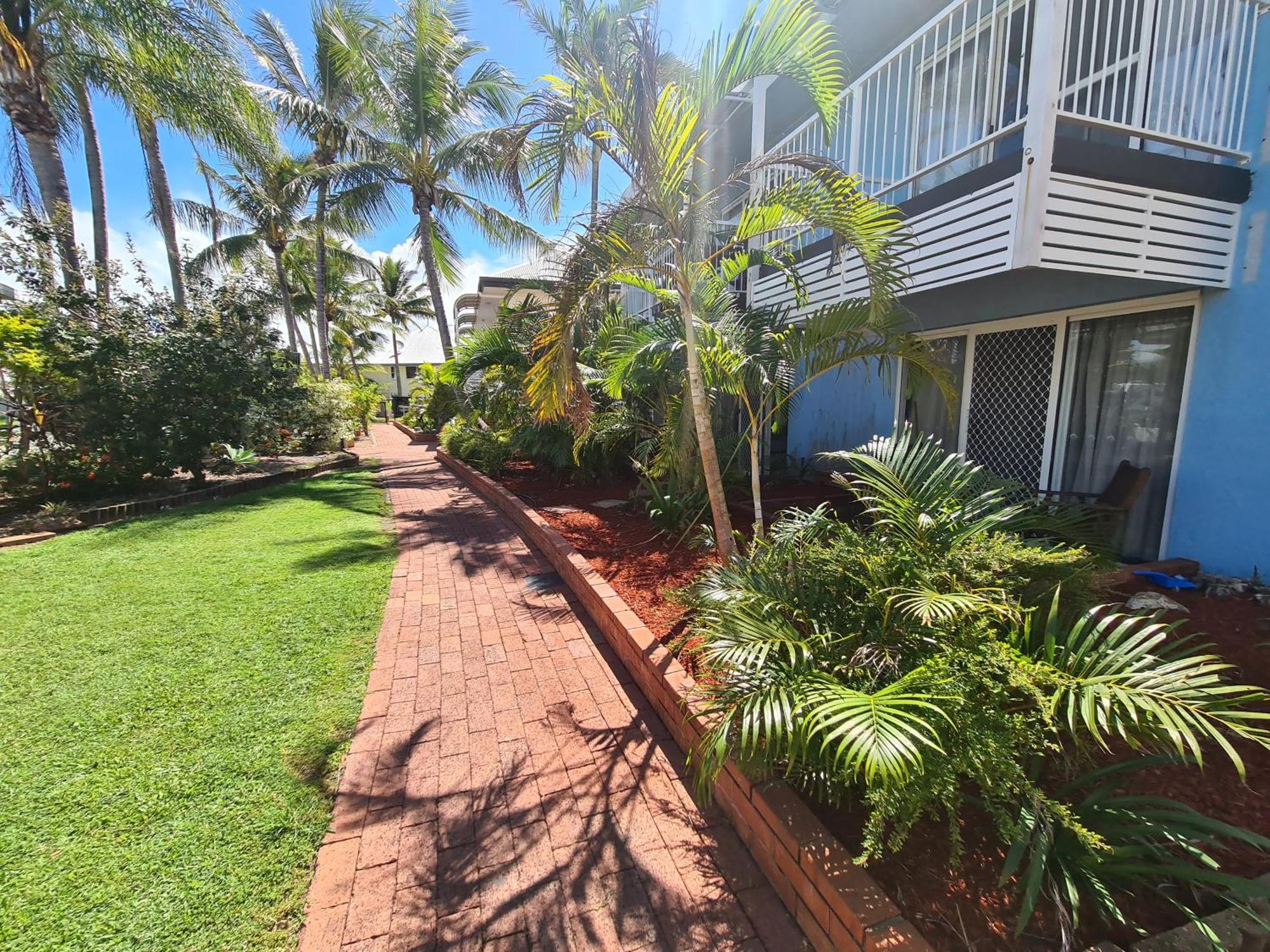 Dolphin Heads - Resort Unit - Absolute Beachfront! - Whitsunday Getaway! 麦凯 外观 照片