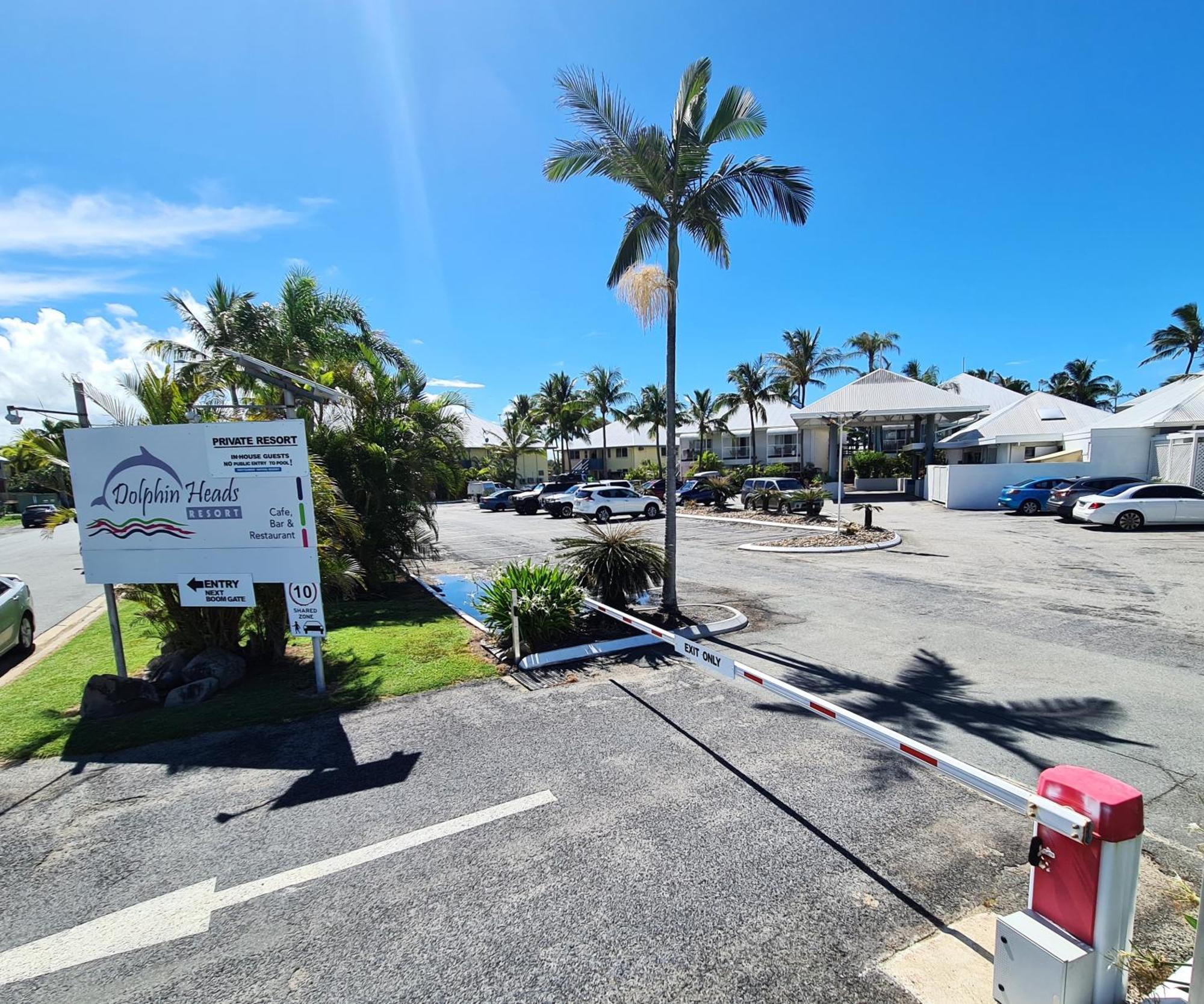 Dolphin Heads - Resort Unit - Absolute Beachfront! - Whitsunday Getaway! 麦凯 外观 照片